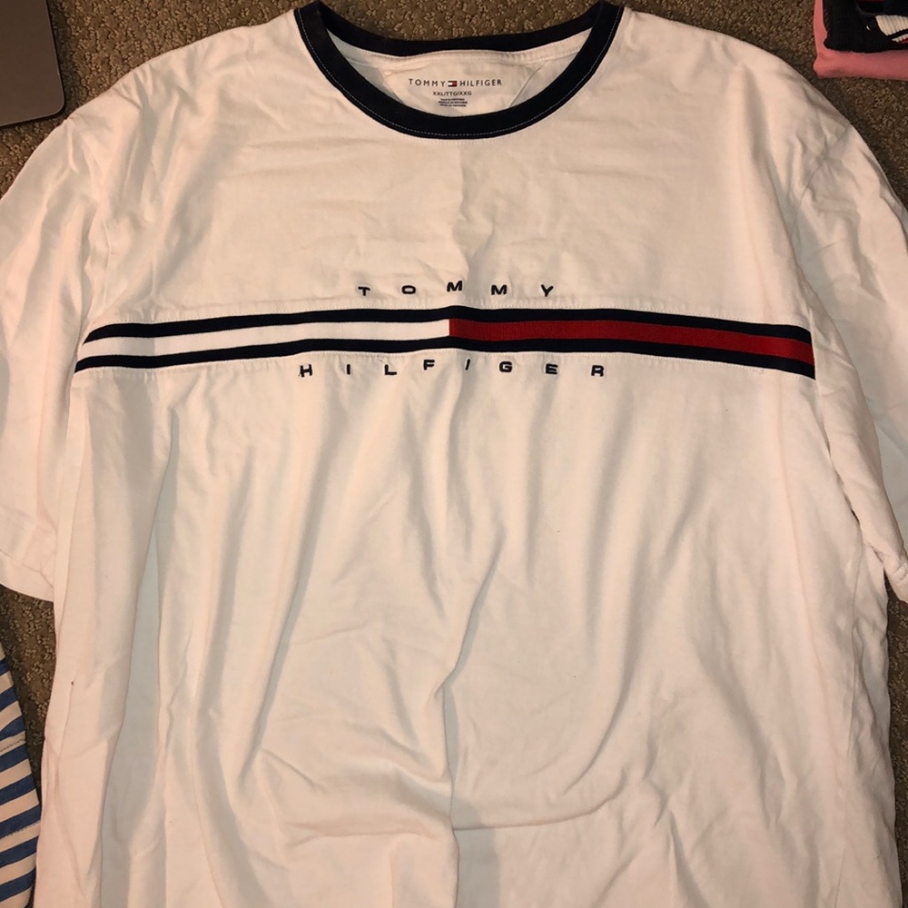 White Tommy Hilfiger T-shirt